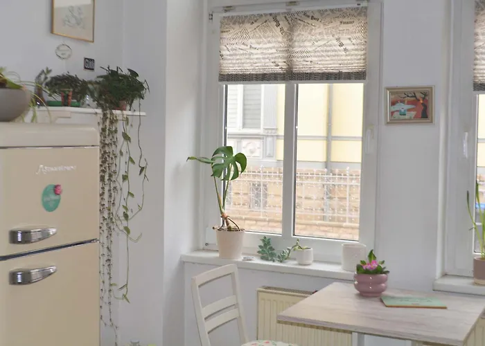 Grosses, Helles Mit Privatem Bad In *